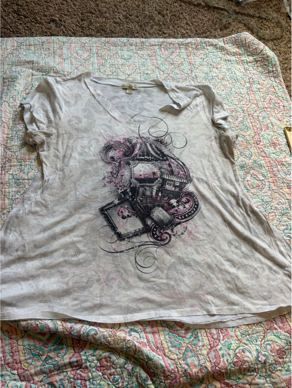 One World vintage Y2K graphic t-shirt